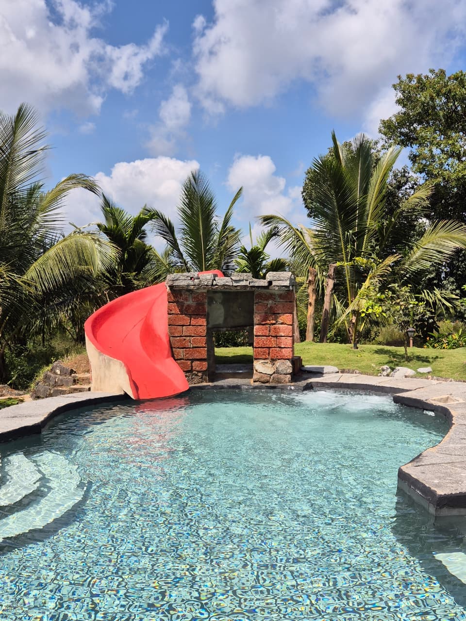 Jacuzzi pool at The Dandelion Resort
